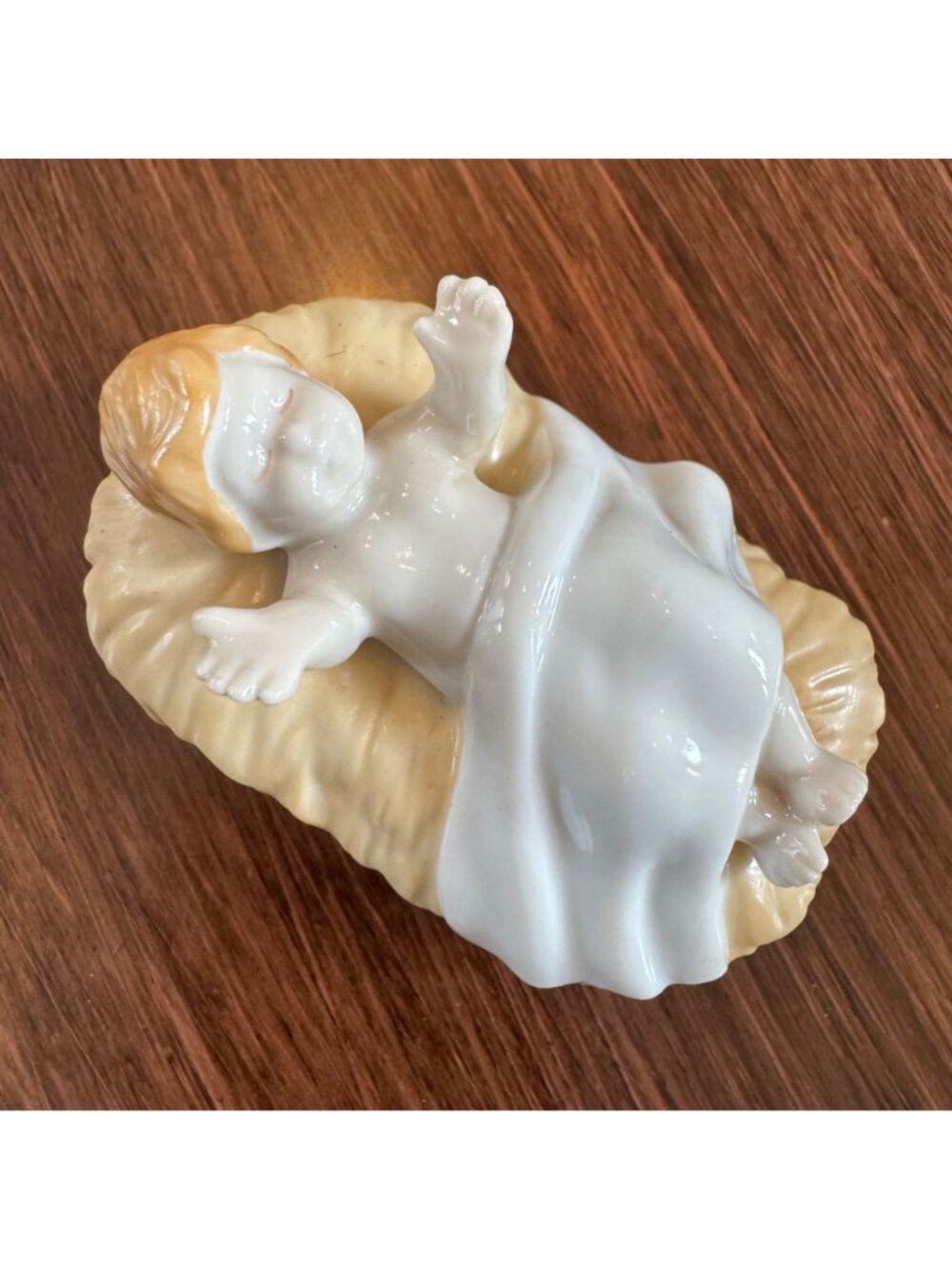 VTG 1992 Avon Nativity Baby Jesus Replacement Figurine By OBrien Hand Painted - Picture 4 of 10
